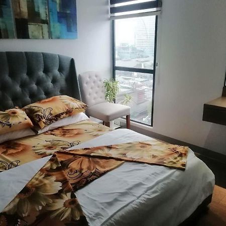 2 Bedroom Portovita Tower 12-A Маніла Екстер'єр фото